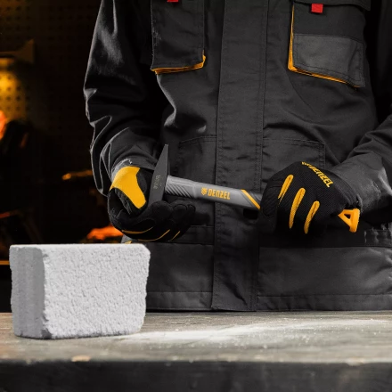 Молоток слесарный, 200 г Denzel, кованый, фибергласовая рукоятка c TPR покрытием 10482 купить в Ханты-Мансийске