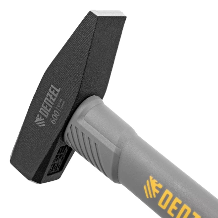 Молоток слесарный, 600 г Denzel, кованый, фибергласовая рукоятка c TPR покрытием, 10486 купить в Ханты-Мансийске