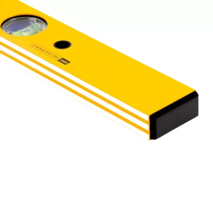 Уровень алюминиевый, 800 мм, фрезерованный, 3 глазка Denzel 33682 купить в Ханты-Мансийске