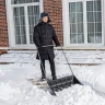Движок для уборки снега пластиковый Сибртех, 695 х 540 х 1460 мм, стальная рукоятка, Россия 615935 купить в Ханты-Мансийске