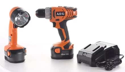 Аккумуляторная дрель AEG BS 12 G2 NC-142 CF 443769 купить в Ханты-Мансийске