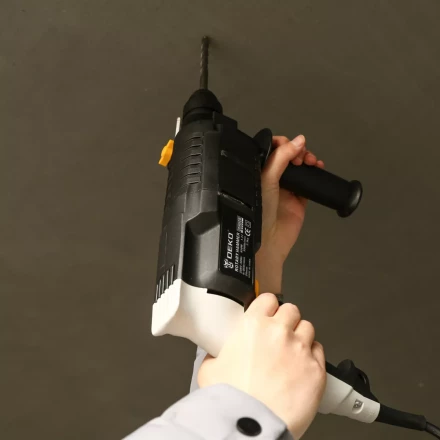 Перфоратор DKH650W DEKO, 063-4110, в кейсе купить в Ханты-Мансийске