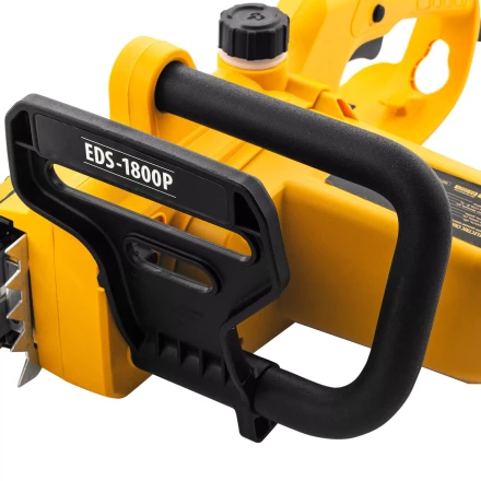 Пила цепная электрическая Denzel EDS-1800P 95615, 1.8 кВт,поперечная, шина 40 см, шаг 3/8, паз 1.3 мм, 57 звеньев купить в Ханты-Мансийске