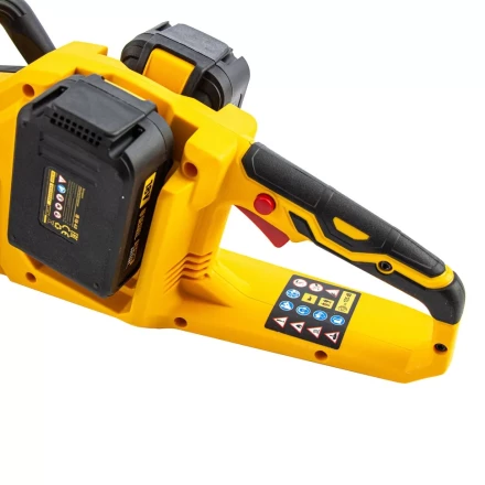 Цепная пила аккумуляторная бесщеточная RCS400-36, Li-ion, 36 В, 4 Ач, шина 400 мм Denzel 58610 купить в Ханты-Мансийске