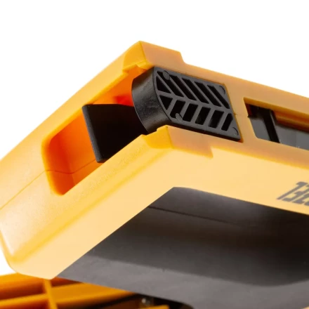 Степлер мебельный, пластиковый корпус, тип скобы: 13, 53, 300, 6-14 мм, Denzel 40210 купить в Ханты-Мансийске