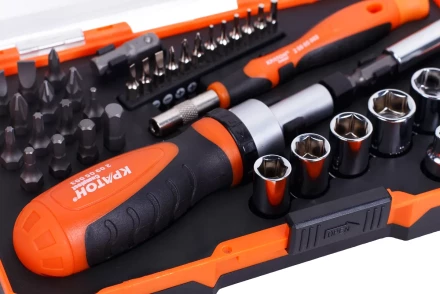 Набор отверток-держателей с битами и торцевыми головками Кратон Complect SSK-03, 41 пр. в кейсе 2 09 05 003 купить в Ханты-Мансийске