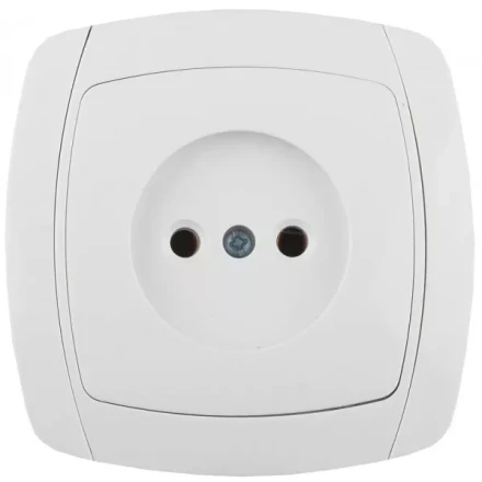 Розетка СВЕТОЗАР &quot;CITY LIGHT&quot; одинарная в сборе, без заземления, цвет белый, 16А/~250В SV-54200-W купить в Ханты-Мансийске