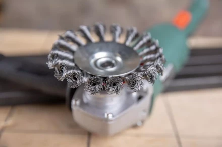 Кордщетка HAMMER тарелка 115мм для УШМ витая сталь (207-112) купить в Ханты-Мансийске