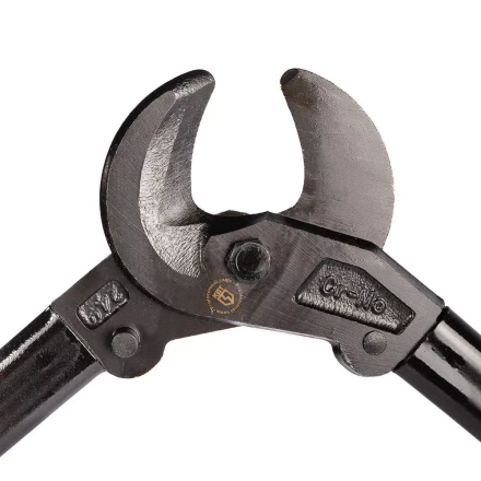 Ножницы для резки кабеля с ленточной броней КВТ НК-50  до 50 мм (101858) купить в Ханты-Мансийске