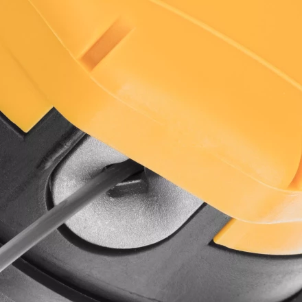 Катушка  триммер. полуавтомат. легкая заправка гайка М10 М10 М8, лев. шаг 1,0  1,25мм// Denzel 96390 купить в Ханты-Мансийске