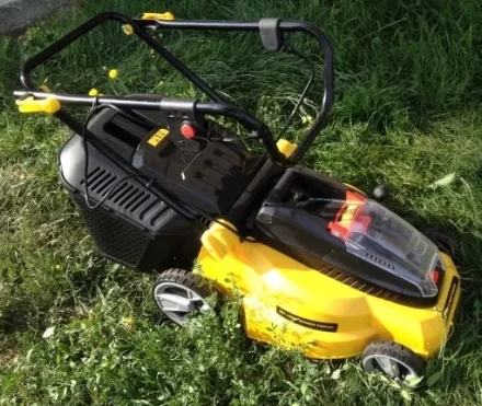 Газонокосилка аккум. CHAMPION EMB360 купить в Ханты-Мансийске