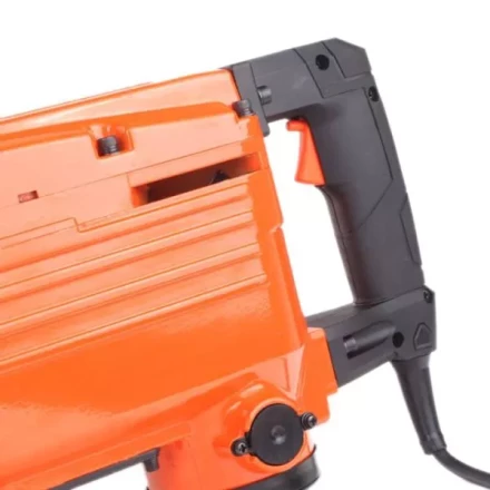 Молоток отбойный PATRIOT DB 450 в кейсе купить в Ханты-Мансийске