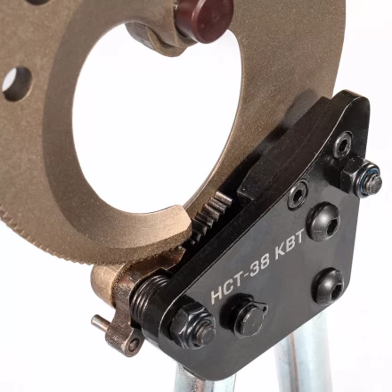 Секторные ножницы КВТ НСТ-38 для резки кабелей до 38 мм, проводов АС со стальным сердечником и прутков из низкоуглеродистой стали (84394) купить в Ханты-Мансийске