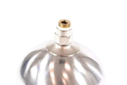 Пневматический краскопульт с верхним бачком V=1,0 л + сопла диаметром 1.2, 1.5 и 1.8 мм  MATRIX 57315 купить в Ханты-Мансийске