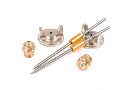 Пневматический краскопульт с верхним бачком V=1,0 л + сопла диаметром 1.2, 1.5 и 1.8 мм  MATRIX 57315 купить в Ханты-Мансийске