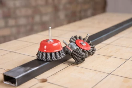 Кордщетка HAMMER чаша 63мм для дрели витая сталь (207-203) купить в Ханты-Мансийске