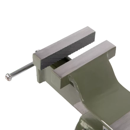 Тиски слесарные Сибртех 18618, 100 мм, стальные, поворотные купить в Ханты-Мансийске