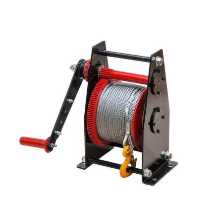 Лебедка ручная TOR ЛР-1 60 м 1005680 купить в Ханты-Мансийске