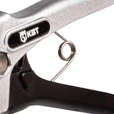 Ножницы-труборез КВТ НТП-32у для резки полипропиленовых, полиэтиленовых и металлополимерных труб до 32 мм (92146) купить в Ханты-Мансийске