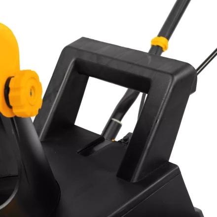 Электрическая снегоуборочная машина Denzel ESB-460 97634, 2 кВт купить в Ханты-Мансийске