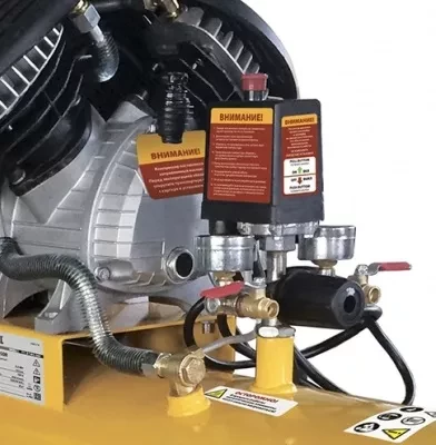 Компрессор масляный поршневой прямой привод  DENZEL PC 2/100-360 58078 купить в Ханты-Мансийске