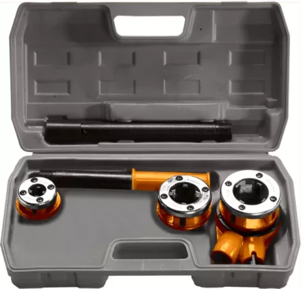 Набор клуппов 1/2&quot;-3/4&quot;-1&quot;+ плашкодержатель с трещоткой, 6 предм  SPARTA 773335 купить в Ханты-Мансийске