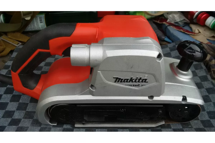 Ленточная шлифмашина Makita M9400 купить в Ханты-Мансийске