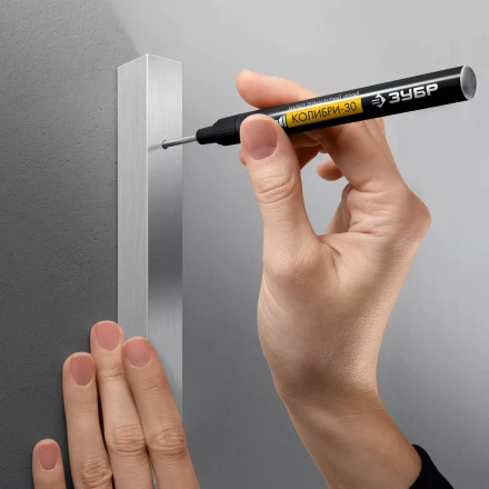 ЗУБР Колибри-30 черный, наконечник L 30 мм,  2.8 мм, перманентный маркер для отверстий (06338-2) купить в Ханты-Мансийске