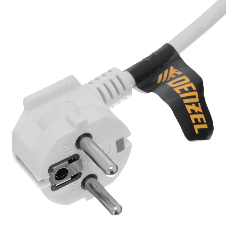 Шнур сетевой Denzel Energy Series, ПВС, 3 м, 3 x 1,5 мм, с неразборной вилкой, белый, 3 м, 37674 купить в Ханты-Мансийске