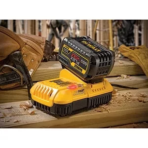Зарядное устройство XR DCB118 Flexvolt DeWalt купить в Ханты-Мансийске