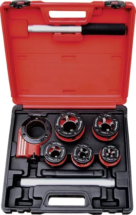 Набор клуппов 1/4&quot;-1/2&quot;-3/4&quot;-1&quot;-1,25&quot; +Плашкодержатель с трещоткой, 8 предм  MATRIX 77332 купить в Ханты-Мансийске