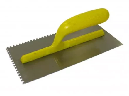 Гладилка 130х280 мм зуб 4х4 мм Энкор 9905 купить в Ханты-Мансийске