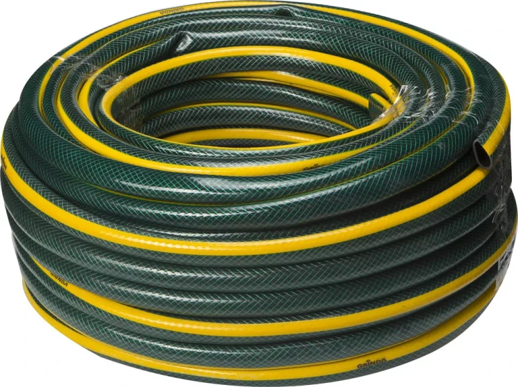 Шланг GRINDA "STANDARD" поливочный, 15 атм., армированный, 3-х слойный, 3/4"х50м 429000-3/4-50 купить в Ханты-Мансийске