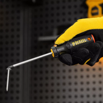 Отвертка, PH1х100 мм, S2, 3к рукоятка Denzel 121747 купить в Ханты-Мансийске