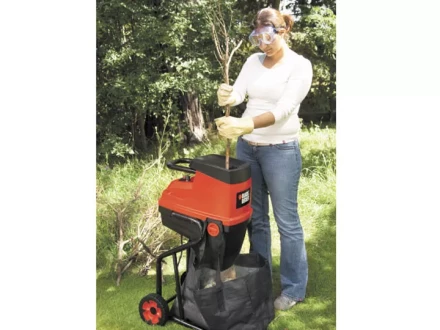 Измельчитель садовый B&amp;D GS2400-QS купить в Ханты-Мансийске