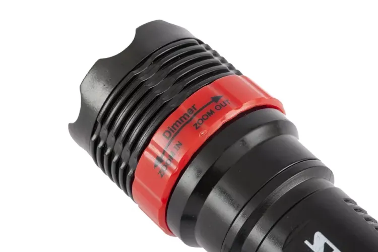 Фонарь бытовой пластик 1W LED ремешок зум 3 режима 100% - 50% - стробоскоп 3хААА Stern 90570 купить в Ханты-Мансийске