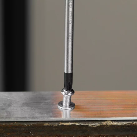 Отвертка, PH2х100 мм, S2, 3к рукоятка Denzel 121787 купить в Ханты-Мансийске