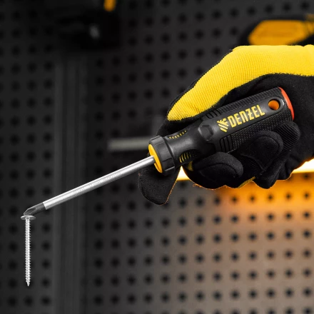 Отвертка, PH2х100 мм, S2, 3к рукоятка Denzel 121787 купить в Ханты-Мансийске