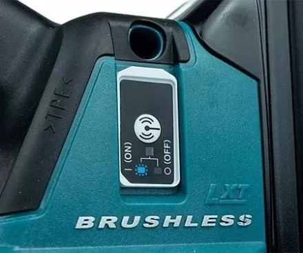 Аккумуляторный рубанок Makita DKP181ZU (без АКБ и ЗУ) купить в Ханты-Мансийске