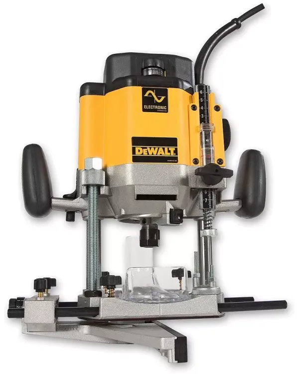 Фрезер DeWalt DW 625E купить в Ханты-Мансийске