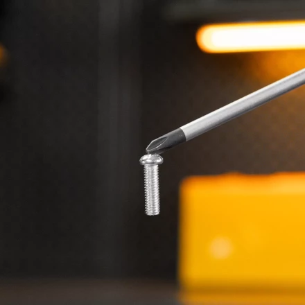 Отвертка, PH2х150 мм, S2, 3к рукоятка Denzel 121807 купить в Ханты-Мансийске