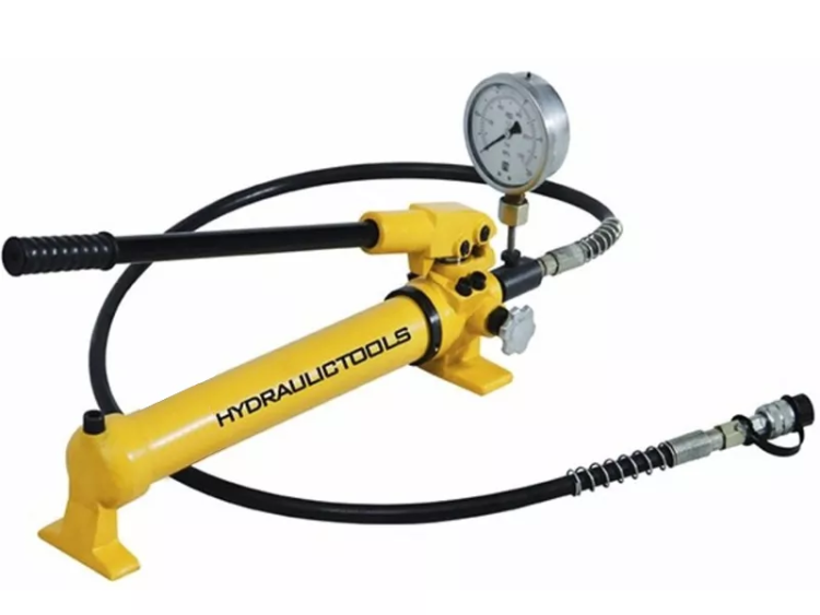 Насос гидравлический односторонний TOR HHB-700B 3,2 л (ручной) 1004827 купить в Ханты-Мансийске