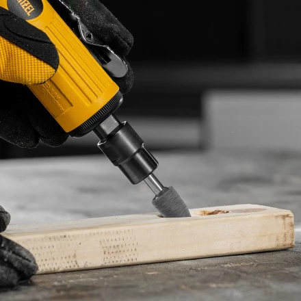 Пневмошлифмашина прямая Denzel 57464 PGS25000, 25000 об/мин, 10 шлиф. камней, цанга - 3, 6 мм, 113 л/мин купить в Ханты-Мансийске