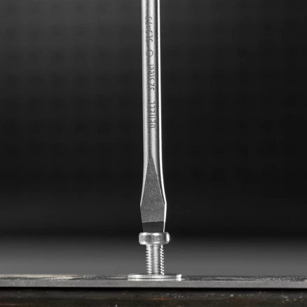 Отвертка, SL5x75 мм, S2, 3к рукоятка Denzel 121947 купить в Ханты-Мансийске