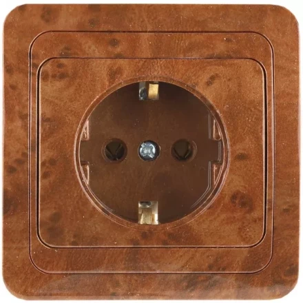 Розетка СВЕТОЗАР &quot;ГАММА&quot; с заземлением, одинарная, цвет орех,16А/~250В SV-54105-N купить в Ханты-Мансийске