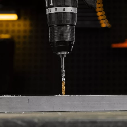 Сверло спиральное по металлу Denzel 5 x 86 мм, Р6М5, Golden Tip, 718233 купить в Ханты-Мансийске