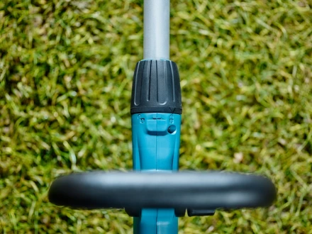 Аккумуляторный триммер Makita DUR181Z (без АКБ и ЗУ) купить в Ханты-Мансийске