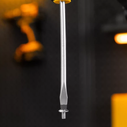 Отвертка Denzel, SL8x150 мм, S2, 3к рукоятка, 122007 купить в Ханты-Мансийске