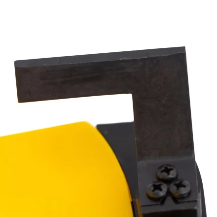 Триммер бензиновый DTL-33S, 33 см3, разъемная штанга, состоит из 2 частей Denzel 96262 купить в Ханты-Мансийске