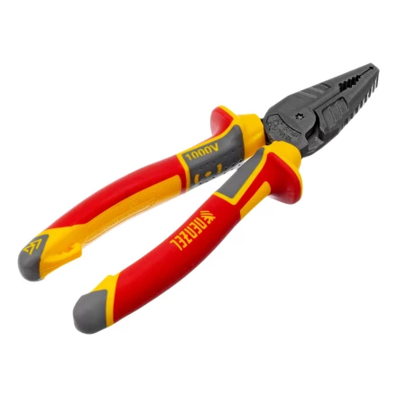 Плоскогубцы комбинированные Denzel 17086, диэлектрические трехкомпонентные рукоятки до 1000 В, 180 мм купить в Ханты-Мансийске